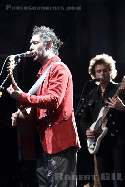 CHARLIE WINSTON - 2012-07-19 - PARIS - Parvis de l'Hotel de Ville - Charlie Winston Gleave